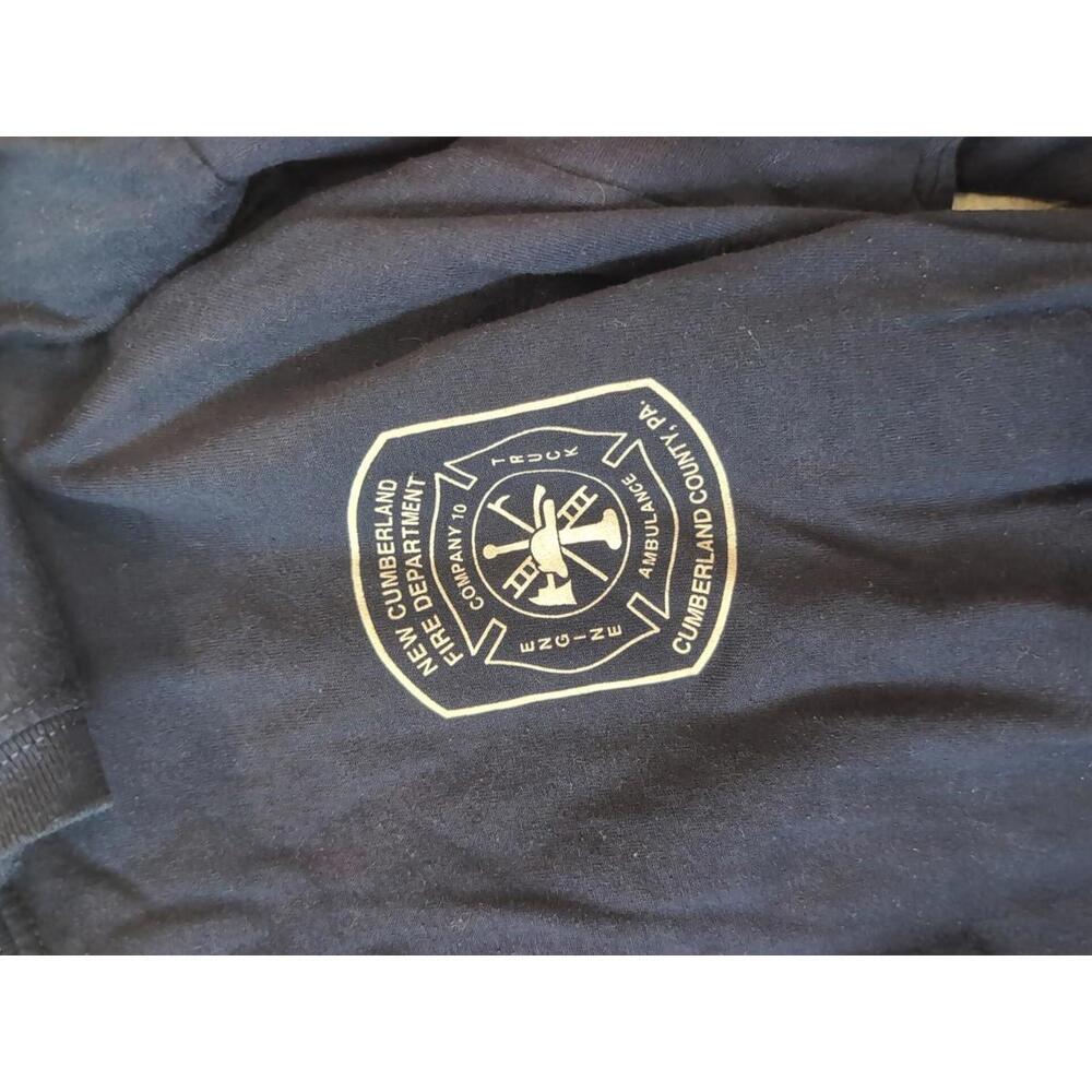 1 Hartford Fire Dept Long Sleeve Shirt And 1 New Cumberland (Pa) Fire Shirt - Picture 2 of 6